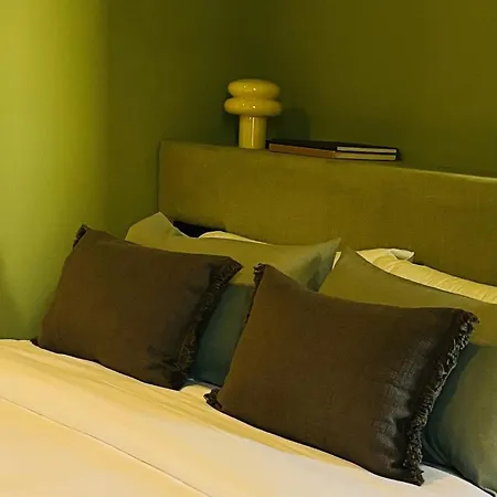 Adults Only Retreat Near Sanxenxo & O Grove Lores